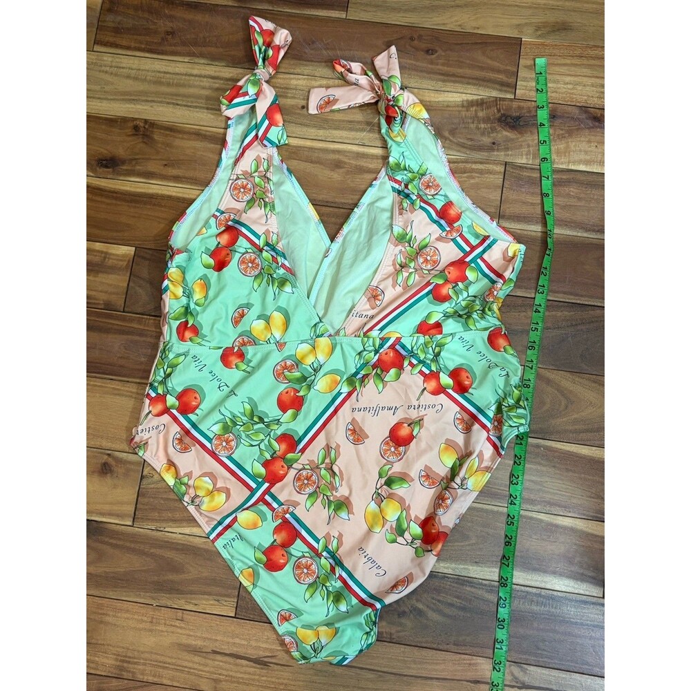 Never Fully Dressed Women’s 16 One Piece Swimsuit - Picture 2 of 3